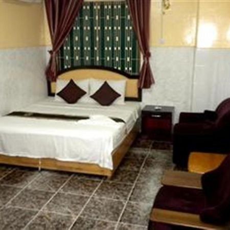 Golden Boat Guesthouse Phnom Penh Chambre photo